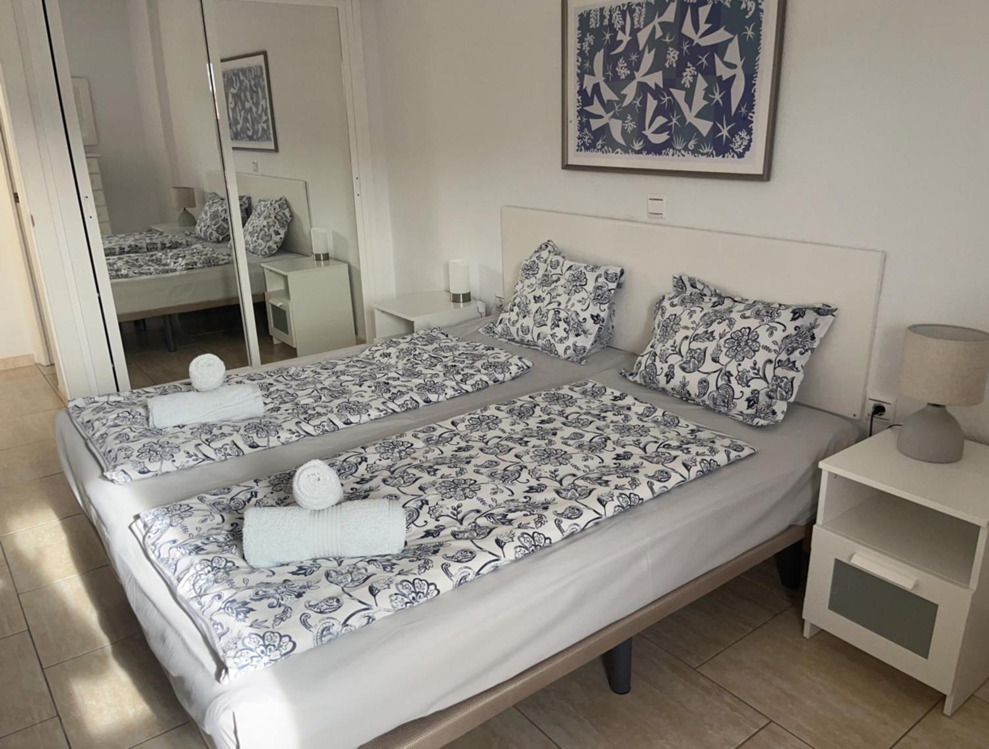Panoramic Views Cozy Center Appartement